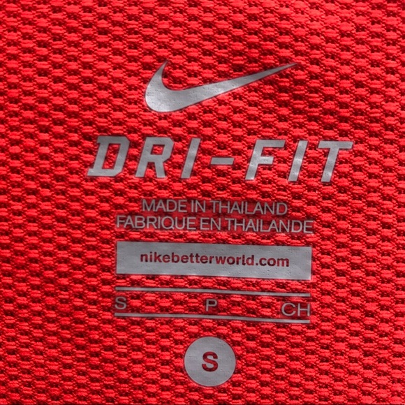 Nike red long sleeve athletic top - Picture 2 of 5